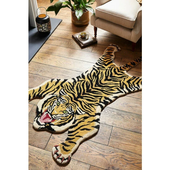 Joe Browns Terrific Tiger Tufted Rug For Unisex 6 Joe Browns Terrific Tiger Tufted Rug For Unisex - Image 4